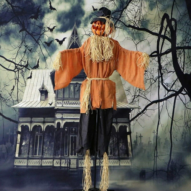 Animatronic Scarecrow Jack-O-Lantern Decoration Animatronic Scarecrow Jack-O-Lantern Decoration